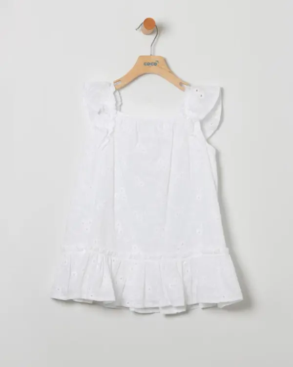 vestido niña blanco con bordados con volante en hombros y espada