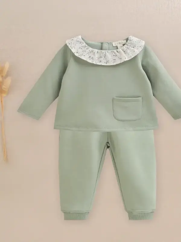 Conjunto de chándal bebé niña jersey y pantalón verde