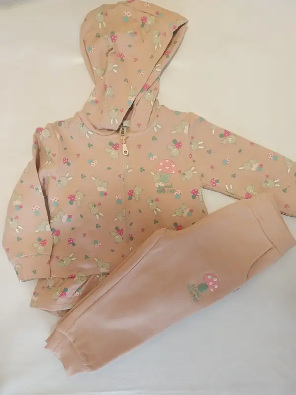 Chandal niña conejitos rosa